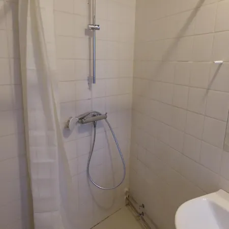 Apartment Center 220